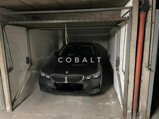 Garage vente à Paris, Île-de-France