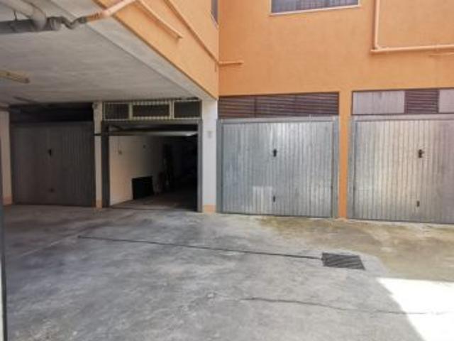 Box in vendita a Puglia, Lecce