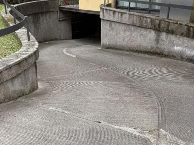 Box in affitto a Rho, Lombardia