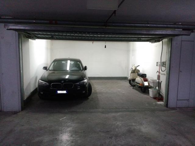 Box in affitto a Municipalità 10, Campania