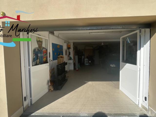 Box in vendita a Avegno, Arbora