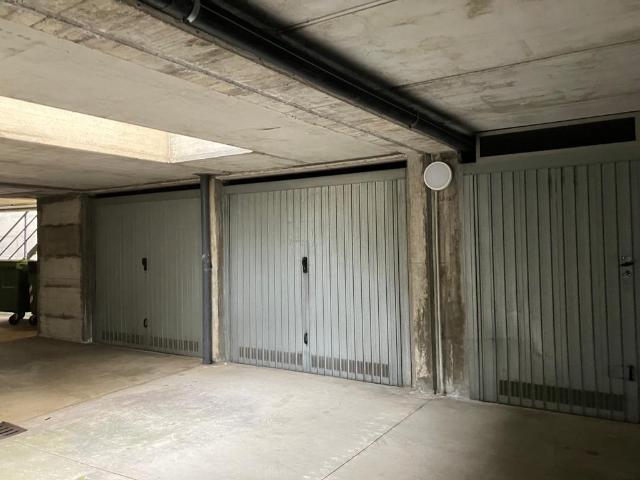 Box in vendita a Calvenzano, Lombardia
