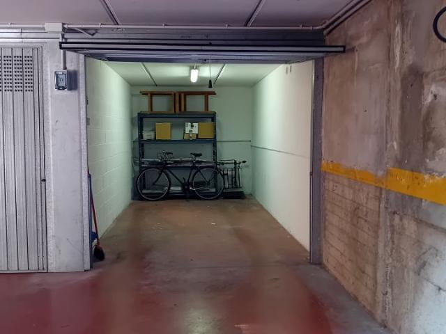 Box in vendita a Municipio 9, Milano