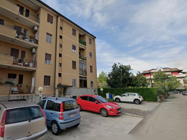 Box in vendita a Treviglio, Lombardia