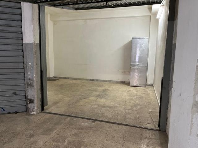 Box in vendita a Modugno, Bari
