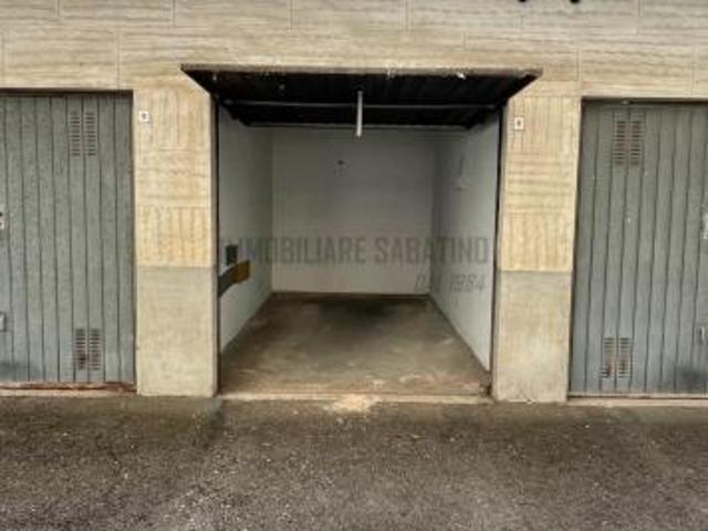 Box in affitto a Piemonte, Torino