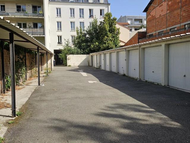 Garage location à Le Raincy, Villemomble