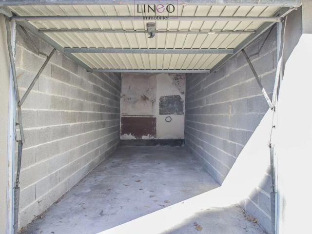 Garage vente à Choisy-le-Roi, Val-de-Marne