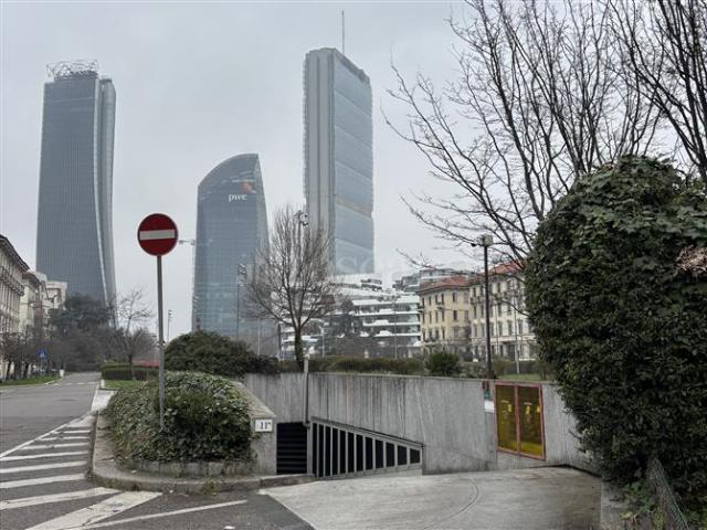 Box in vendita a Municipio 8 di Milano, Milano