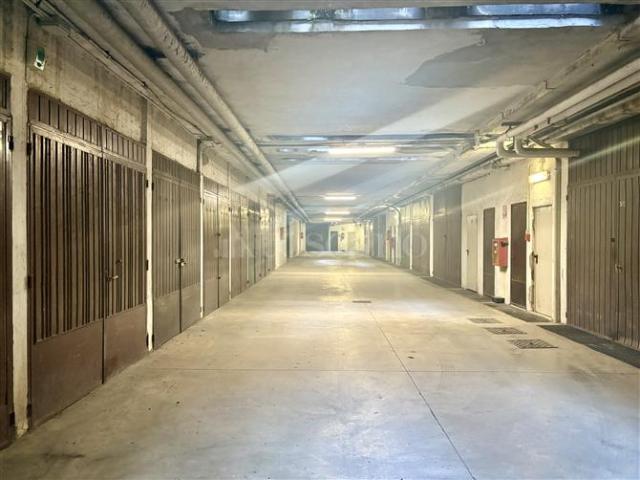 Box in vendita a Zona Sud, Brescia