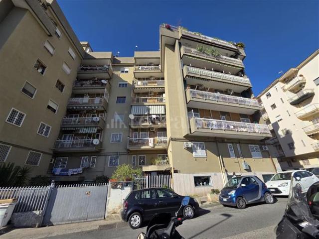 Box in affitto a Municipalità 10, Campania