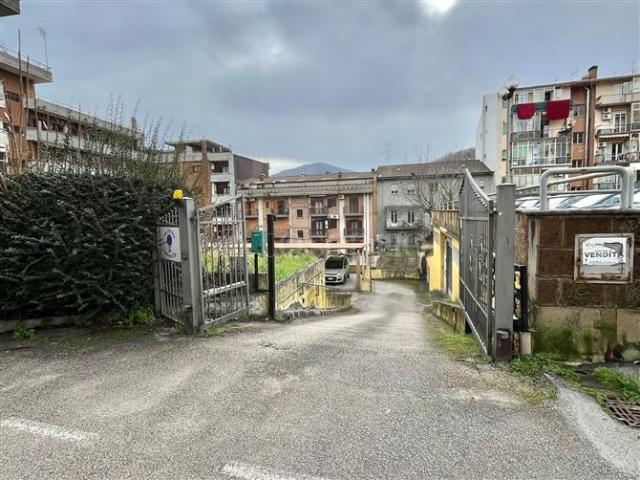 Box in vendita a Atripalda, Campania