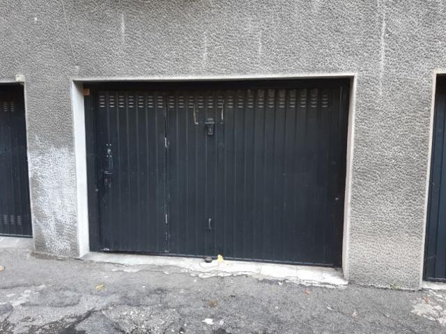 Box in affitto a Municipio 9, Milano