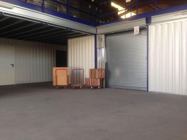 Garage location à Champforgeuil, Lotissement 