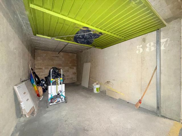 Garage vente à L'Haÿ-les-Roses, Ivry-sur-seine
