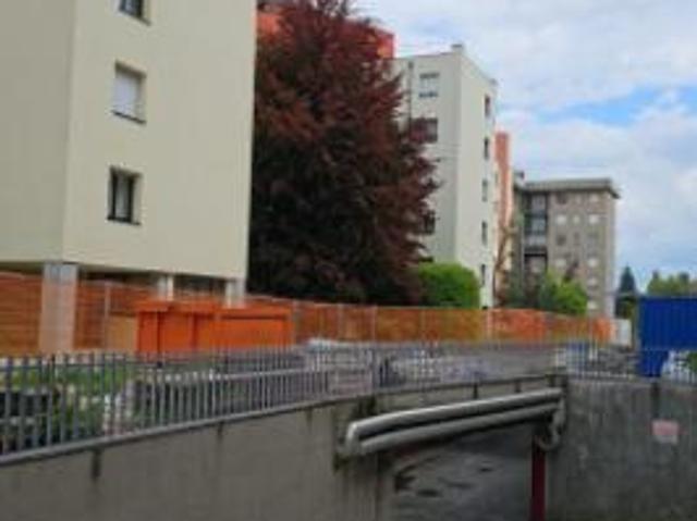 Box in vendita a Bergamo, Lombardia