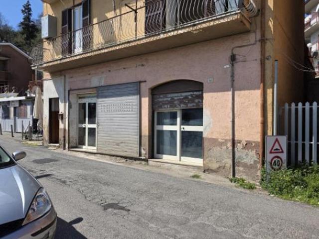 Box in vendita a Genazzano, Roma Capitale