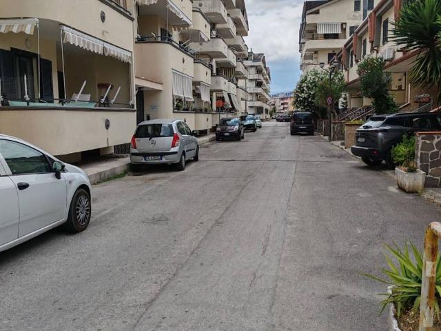 Box in affitto a Acerra, Campania