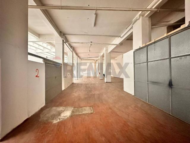 Box in affitto a Vallemiano, Marche