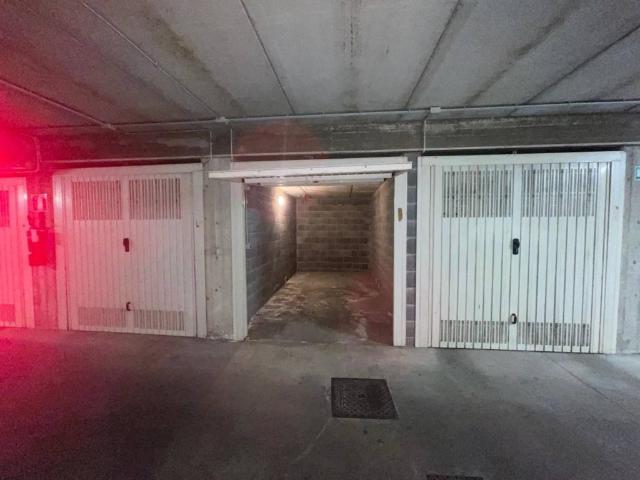 Box in affitto a Arcore, Monza e della Brianza