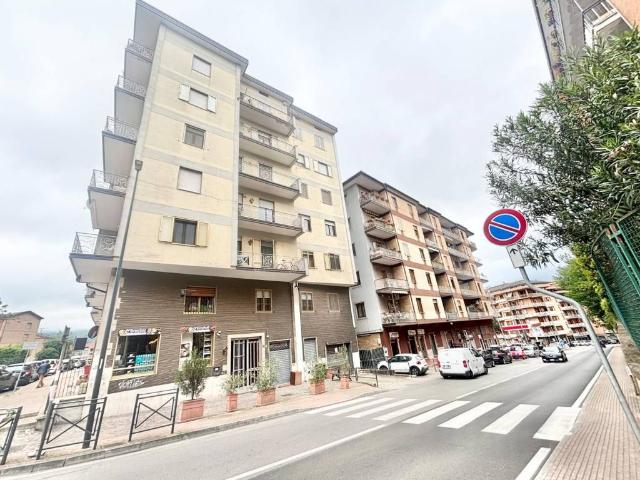 Box in affitto a Avellino, Campania