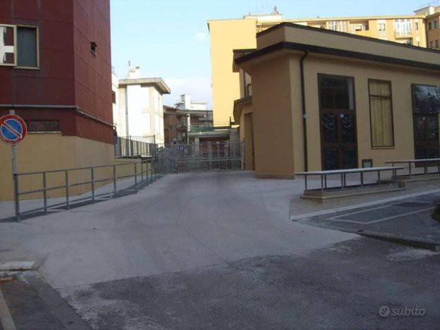 Box in affitto a Partenio, Avellino
