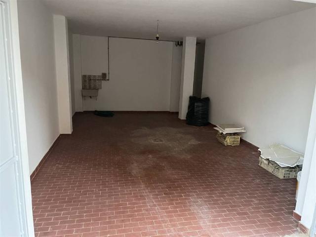 Box in affitto a Grassina, Bagno a Ripoli