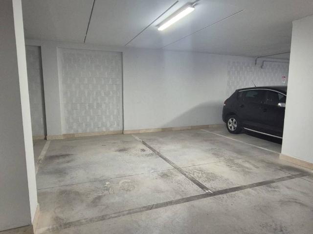 Box in affitto a Municipio 2, Puglia