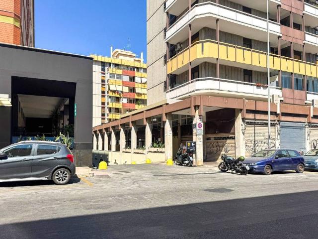 Box in affitto a Bari