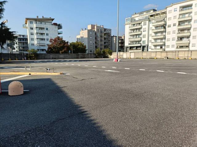 Box in affitto a Bergamo, Lombardia