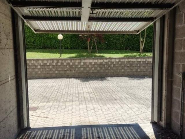 Box in affitto a Bogno, Besozzo