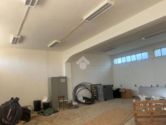 Box in affitto a Puglia, Bari