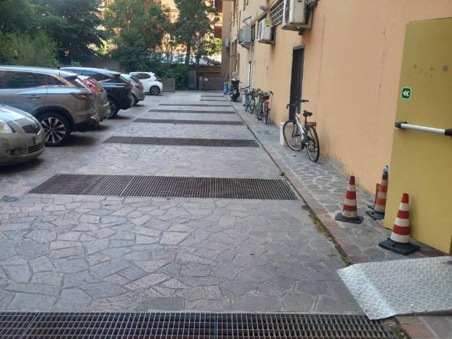 Box in affitto a Quartiere Navile, Bologna