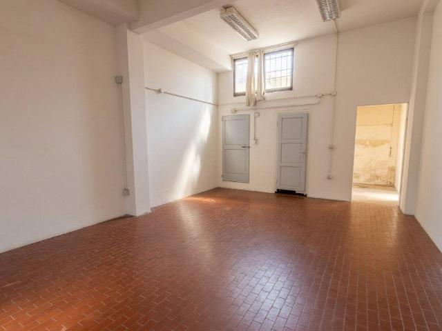 Box in affitto a Quartiere Navile, Bologna