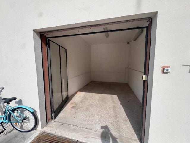 Box in affitto a Monte Donato, Bologna