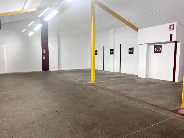 Box in affitto a Centro storico, Bologna