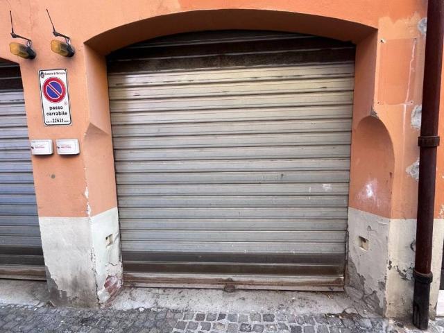 Box in affitto a Centro storico, Bologna