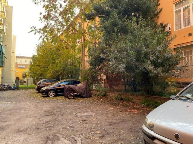 Box in affitto a Quartiere Navile, Bologna