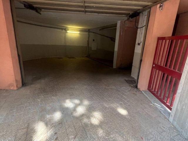 Box in affitto a Monte Donato, Bologna