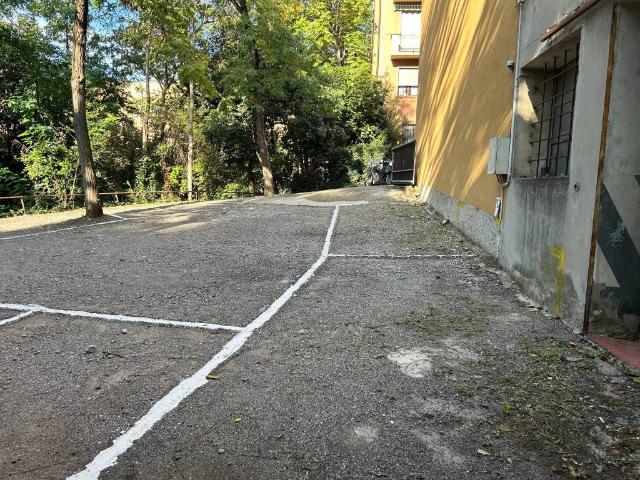 Box in affitto a Porto-Saragozza, Bologna