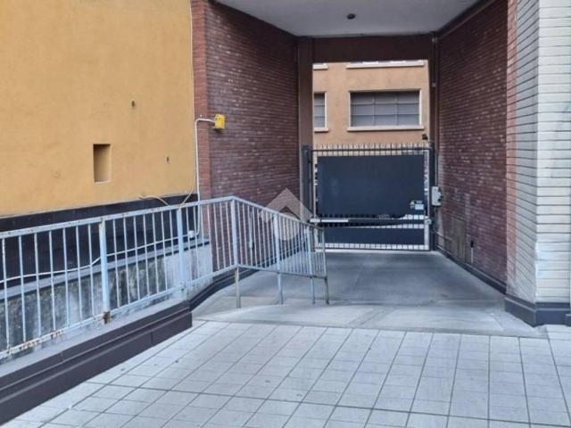 Box in affitto a Porto-Saragozza, Bologna