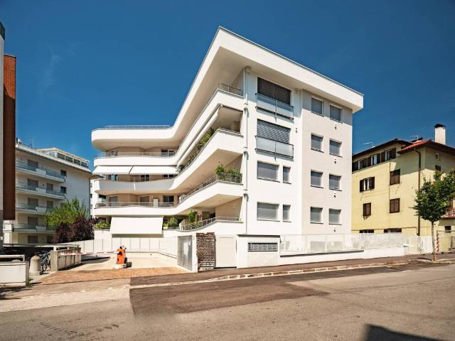 Box in affitto a Gries-San Quirino - Gries-Quirein, Bolzano - Bozen