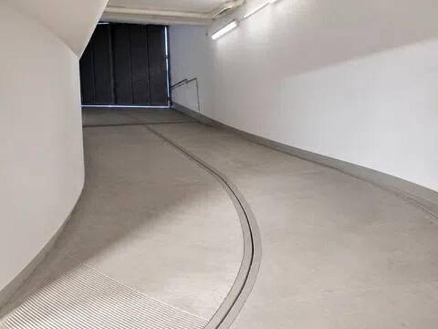 Box in affitto a Oltrisarco-Aslago - Oberau-Haslach, Bolzano - Bozen