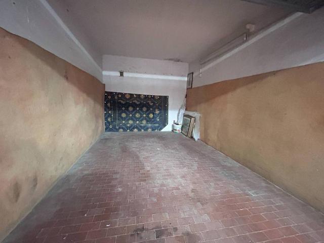 Box in affitto a Bordighera, Liguria
