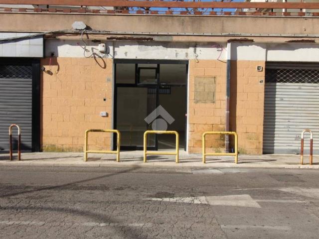 Box in affitto a Santa Chiara, Puglia