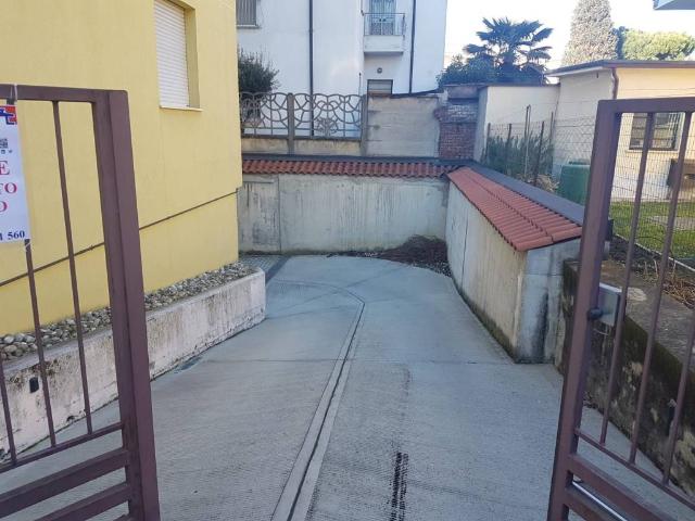 Box in affitto a San Giuseppe, Busto Arsizio