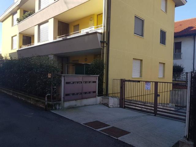 Box in affitto a San Giuseppe, Busto Arsizio