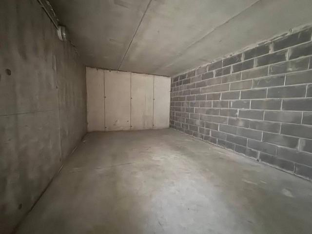 Box in affitto a Calvenzano, Lombardia