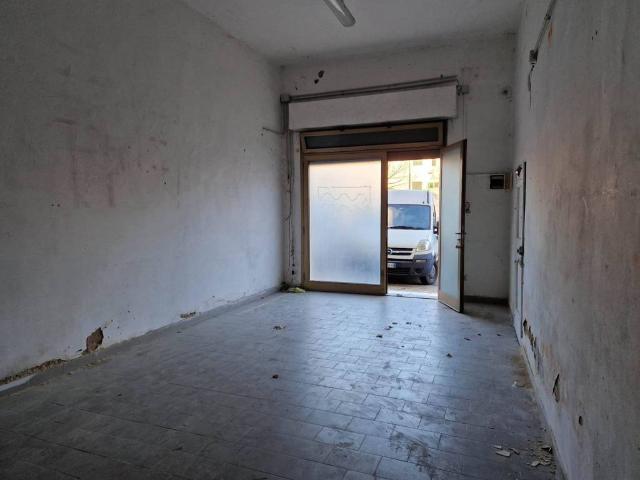 Box in affitto a San Lorenzo, Campi Bisenzio
