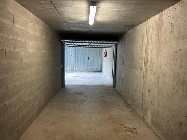 Box in affitto a Piemonte, Torino